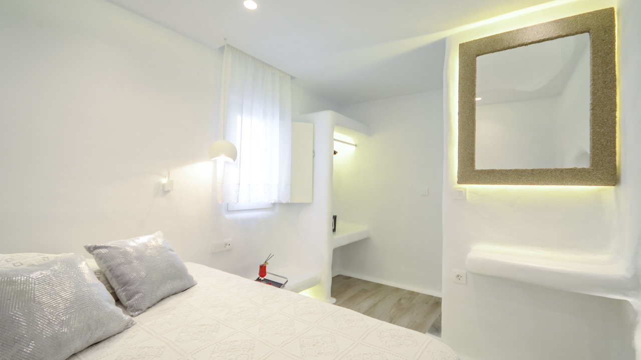 Photo of Bedroom in Plaka