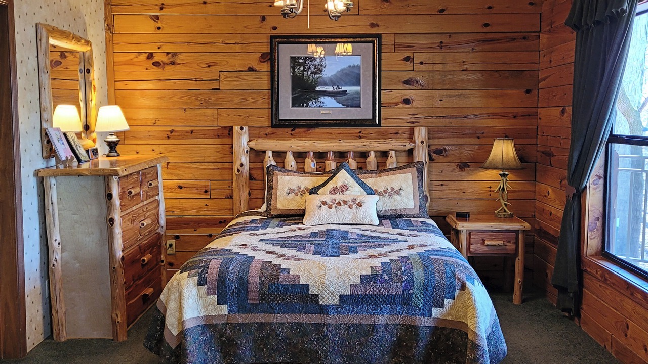 Photo of Bedroom in Sylvan Shores