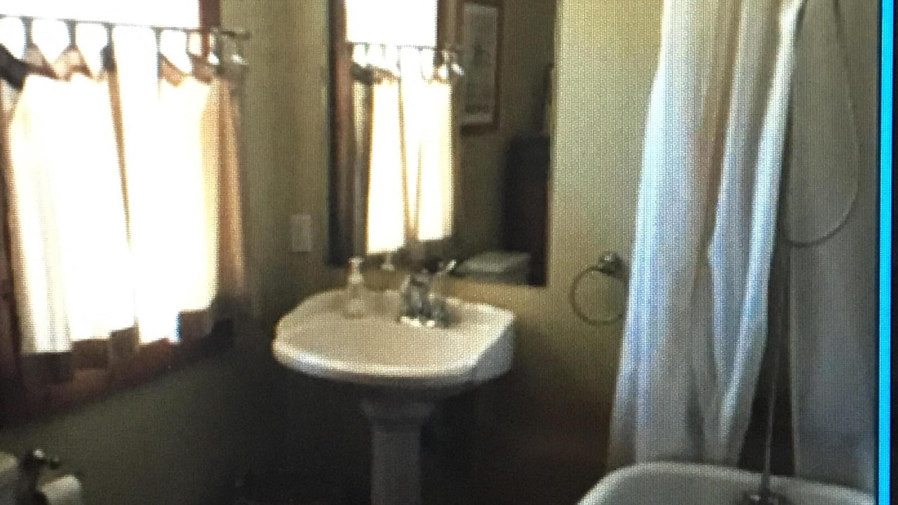 Photo of Bathroom in Gimli