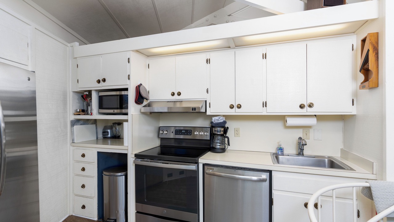 Photo of Kitchen in Village of Four Seasons