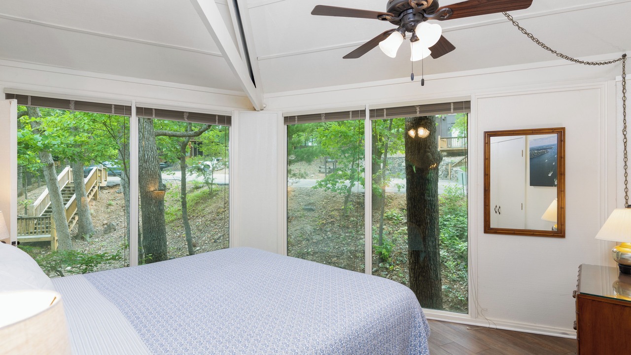 Photo of Bedroom in Village of Four Seasons