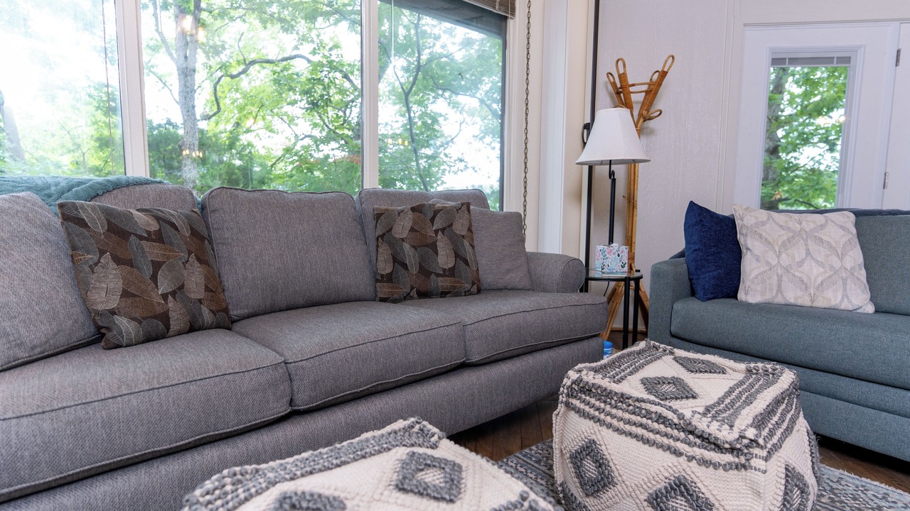 Photo of Livingroom in Village of Four Seasons