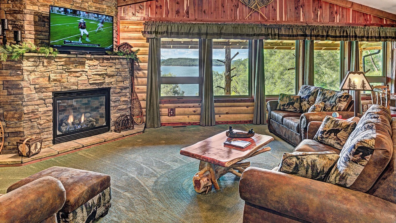 Photo of Livingroom in Sylvan Shores