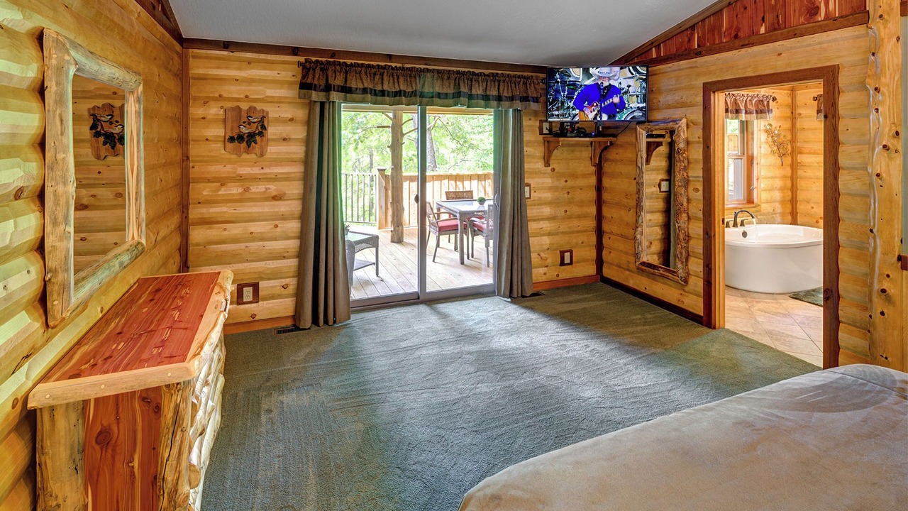 Photo of Bedroom in Sylvan Shores