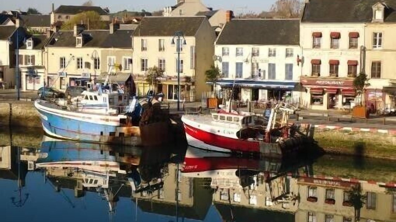 Photo of Others in Port-en-Bessin-Huppain