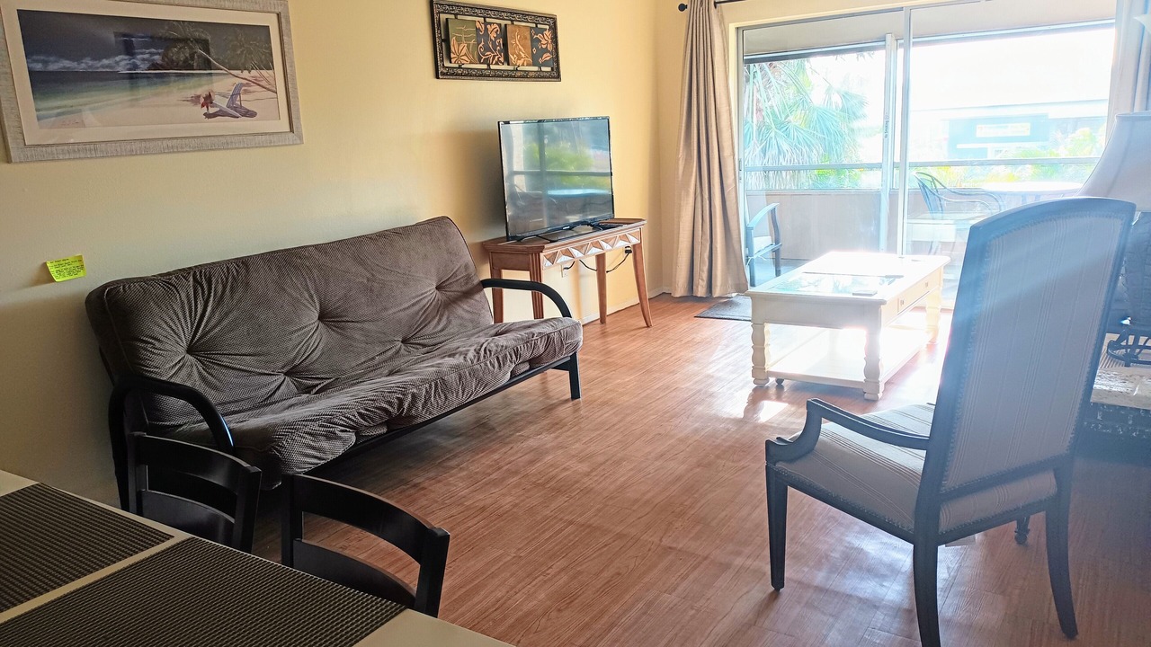 Photo of Livingroom in Gulf Gate Estates