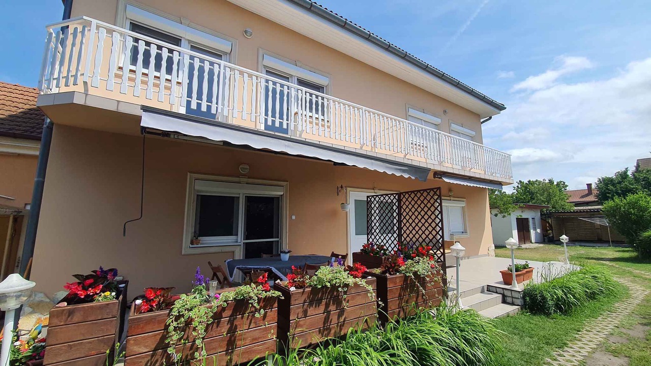 Photo of Outdoor in Zamardi