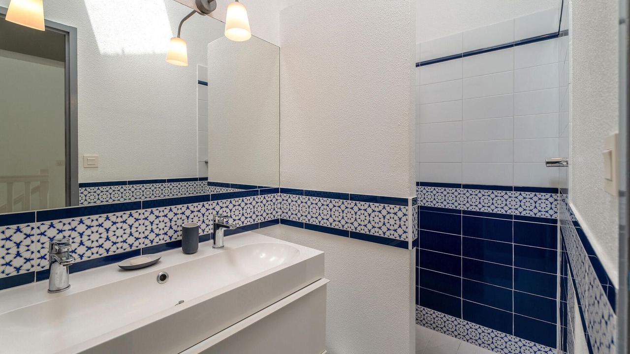 Photo of Bathroom in Le Canon