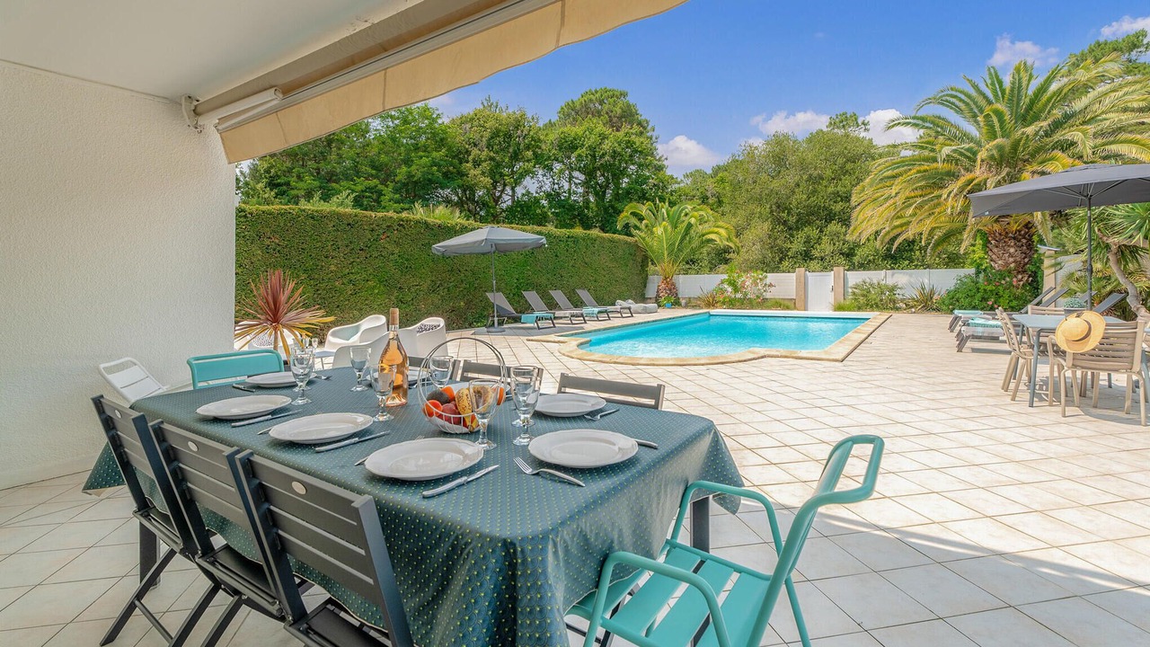 Photo of Outdoor in Le Canon