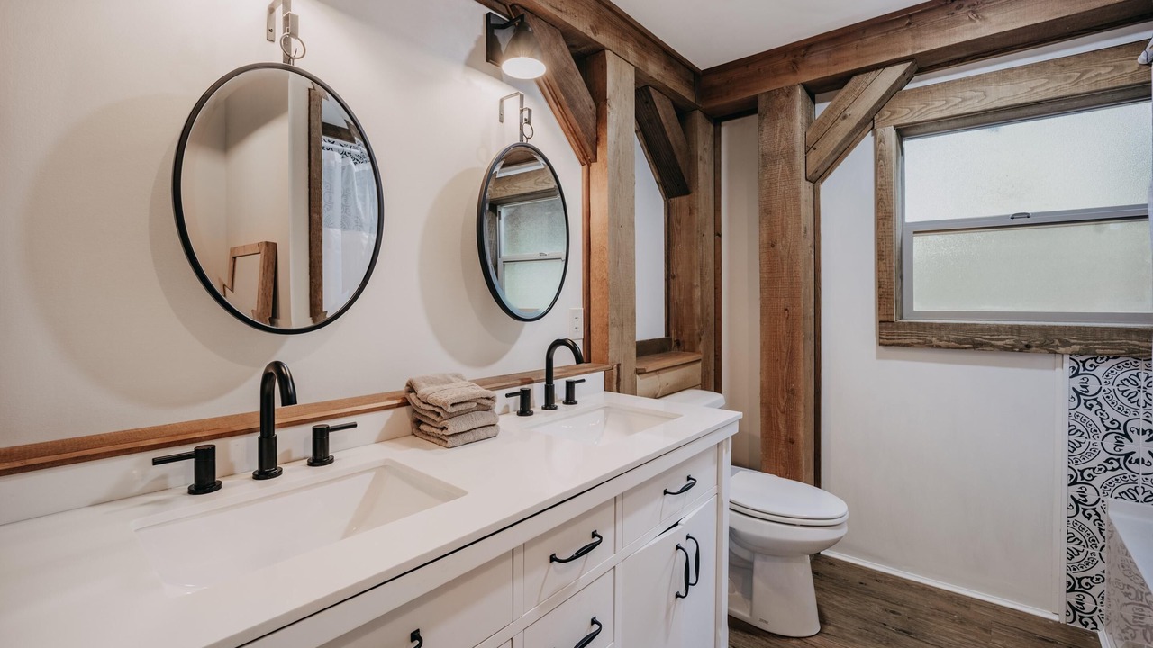 Photo of Bathroom in Warnick