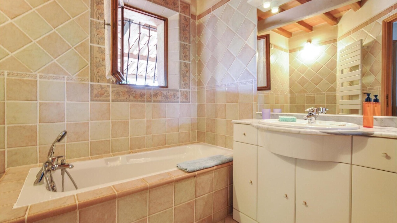 Photo of Bathroom in Saint-Paul-en-Foret