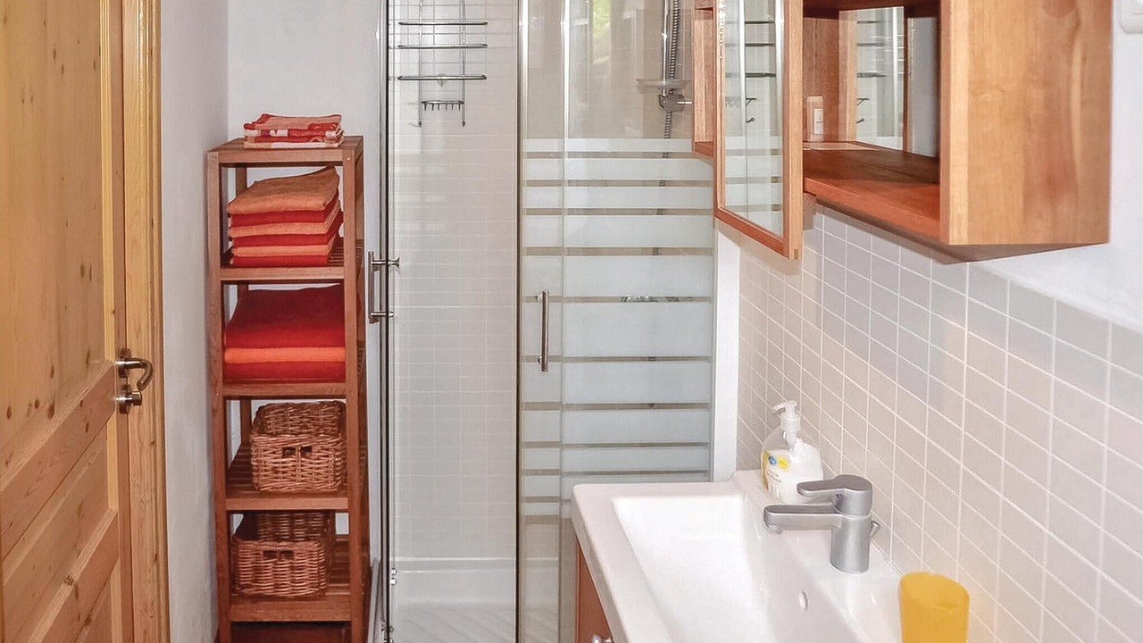 Photo of Bathroom in Molinot