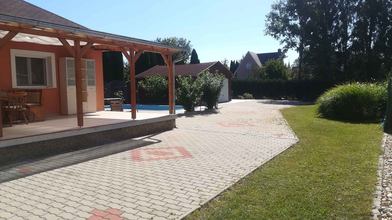 Photo of Patio Balcony in Balatonszentgyoergy