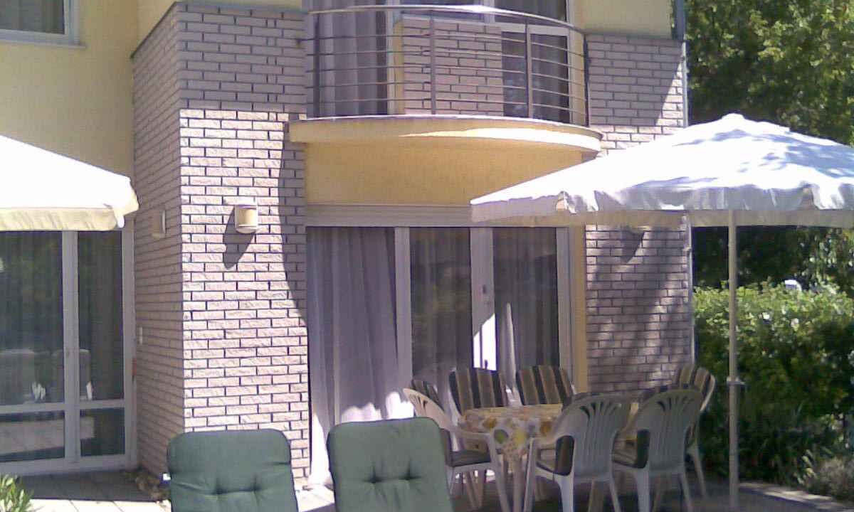 Photo of Others in Szantod
