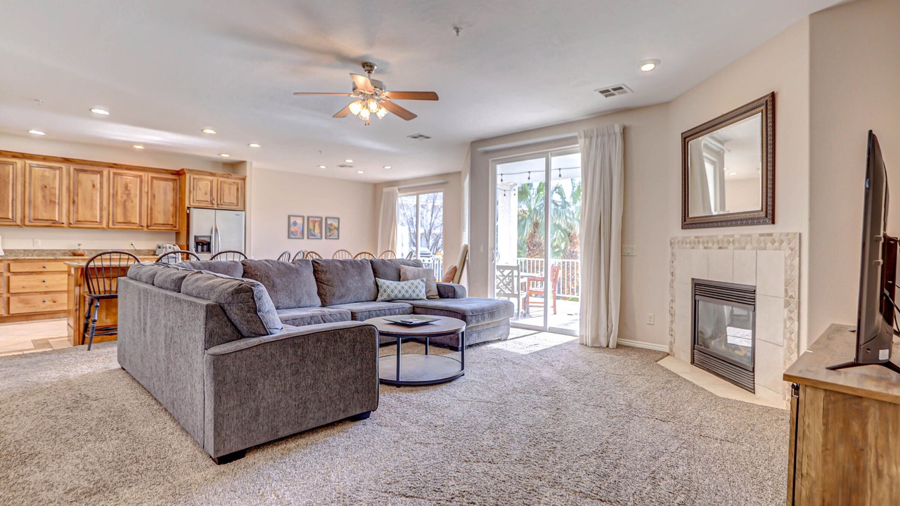 Photo of Livingroom in St. George