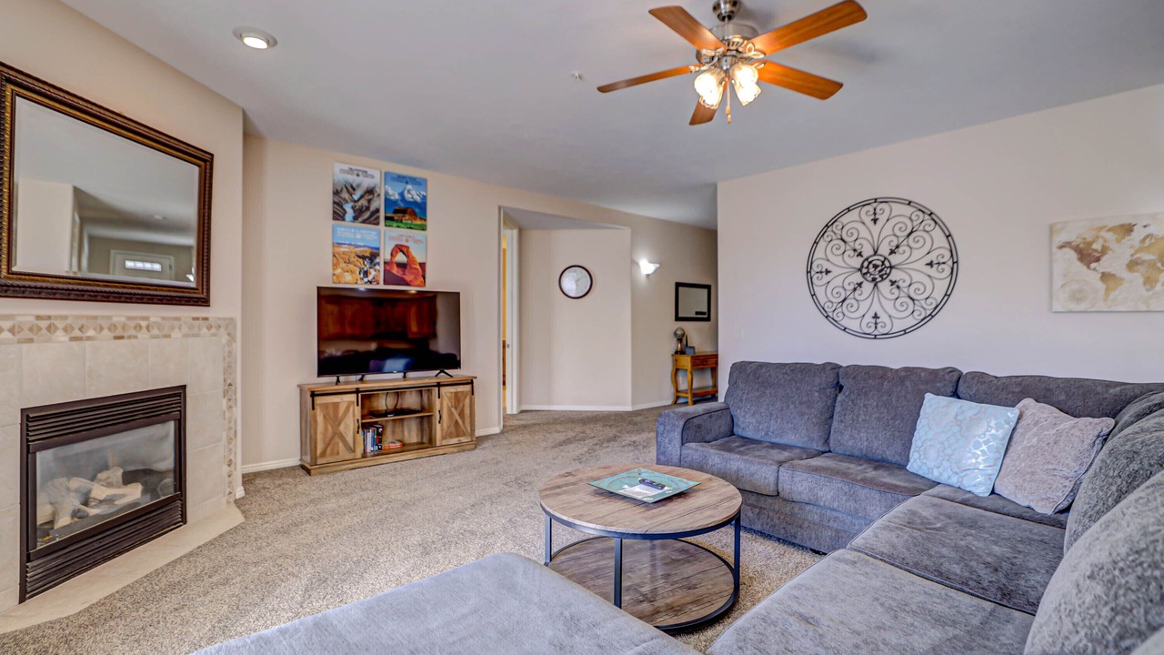 Photo of Livingroom in St. George