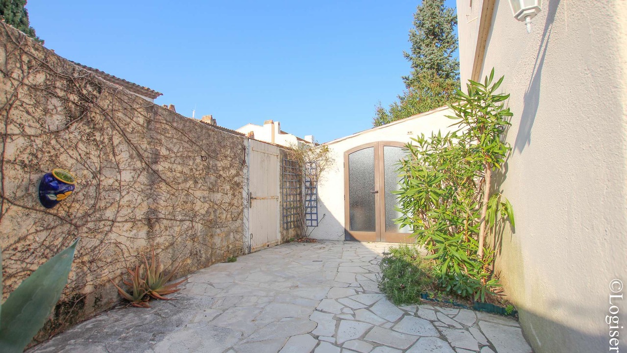 Photo of Outdoor in Callas