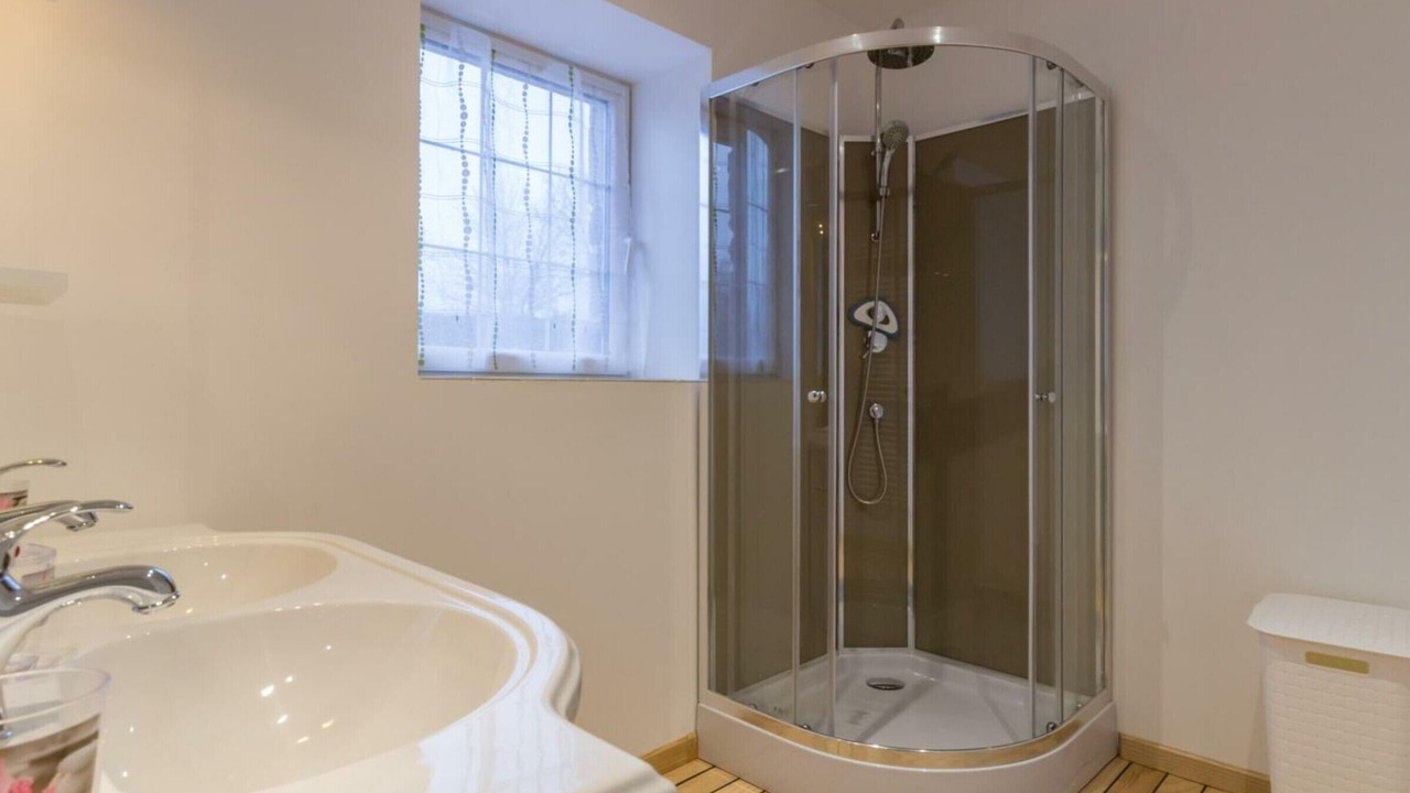 Photo of Bathroom in Montaigu-les-Bois