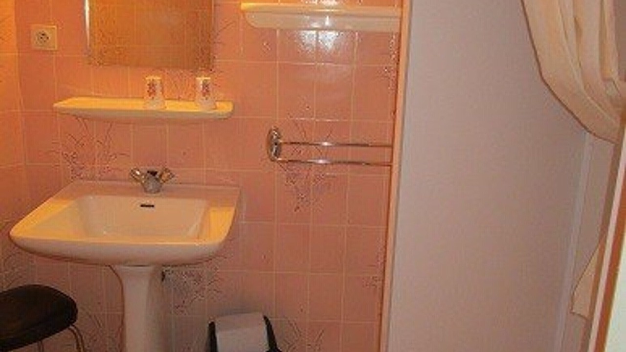 Photo of Bathroom in Cauterets
