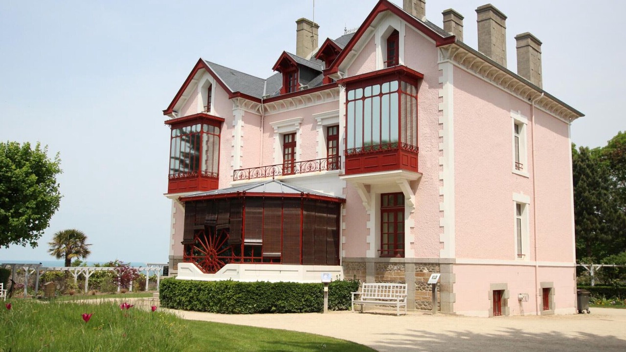 Photo of Outdoor in Saint-Martin de Brehal