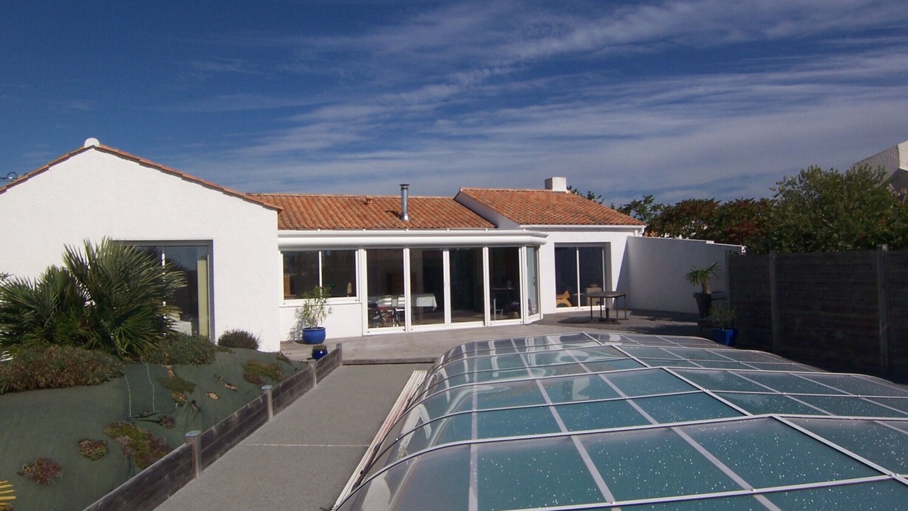 Photo of Patio Balcony in LʼIle-dʼOlonne