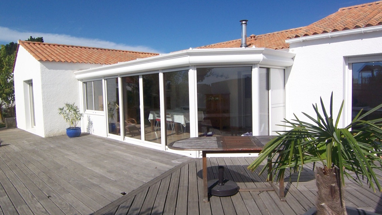 Photo of Patio Balcony in LʼIle-dʼOlonne
