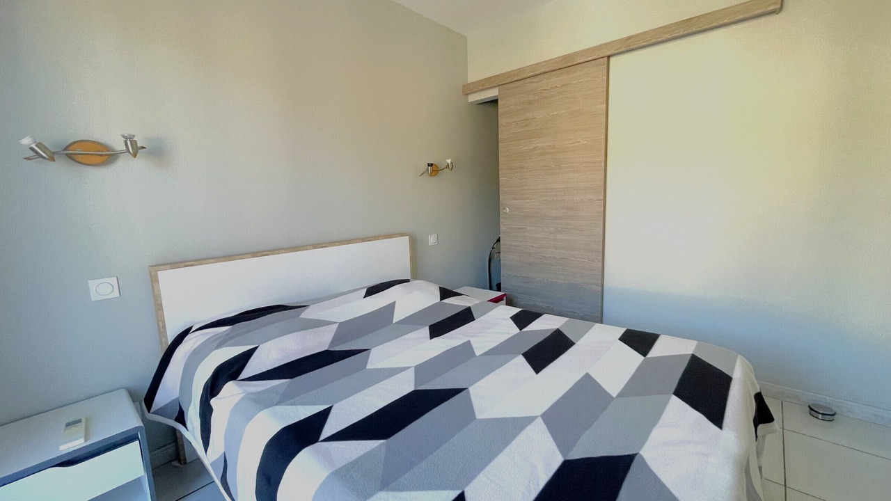 Photo of Bedroom in Banyuls-sur-Mer