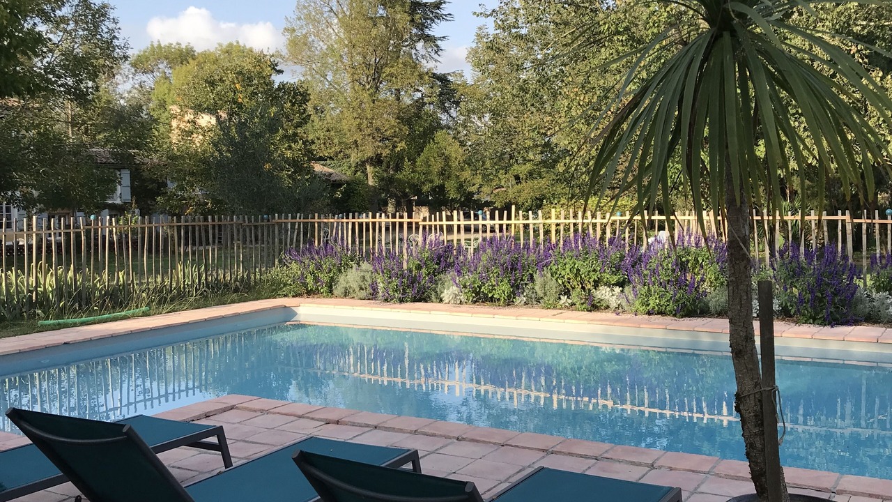 Photo of Outdoor in Azas