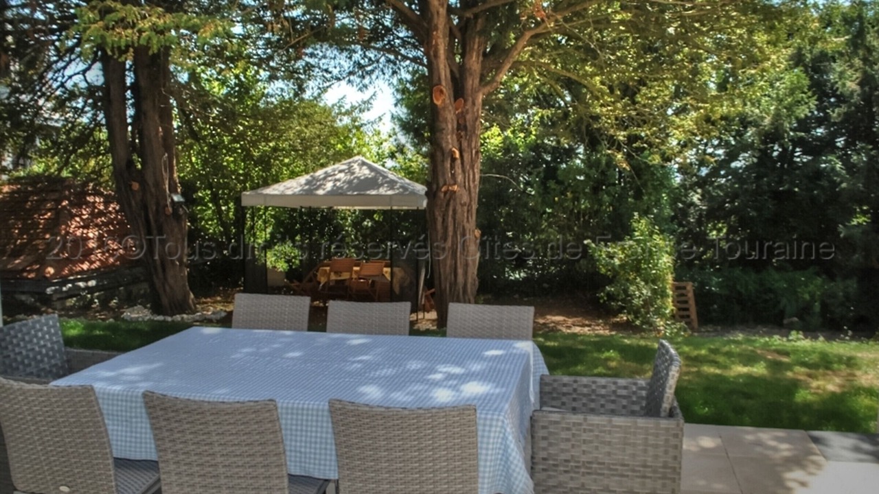 Photo of Outdoor in Tours