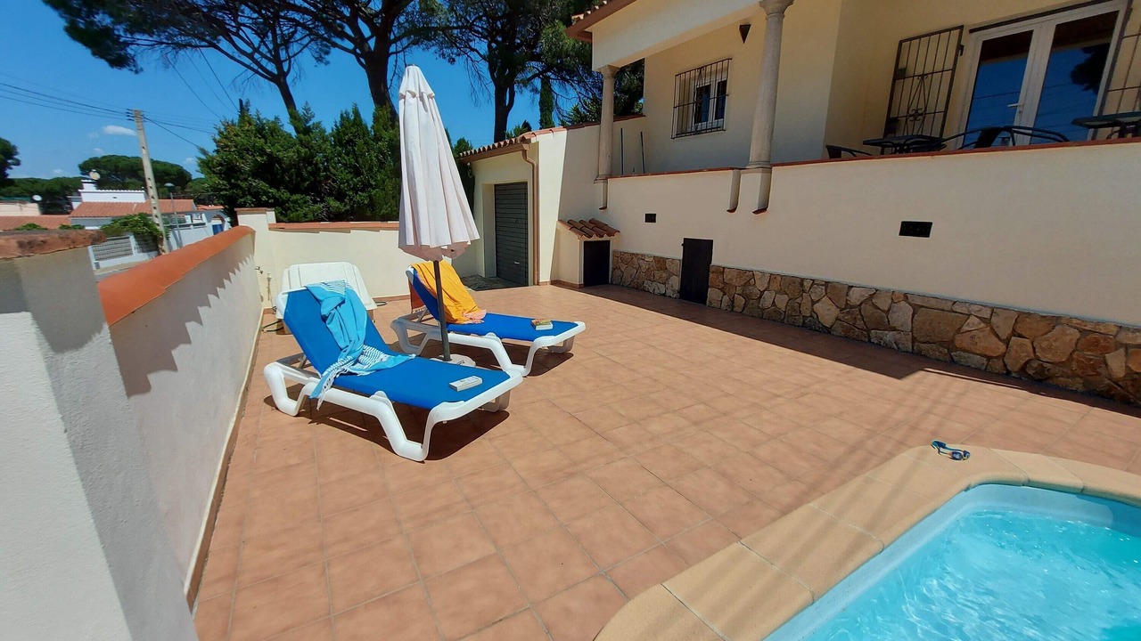Photo of Patio Balcony in L'Escala