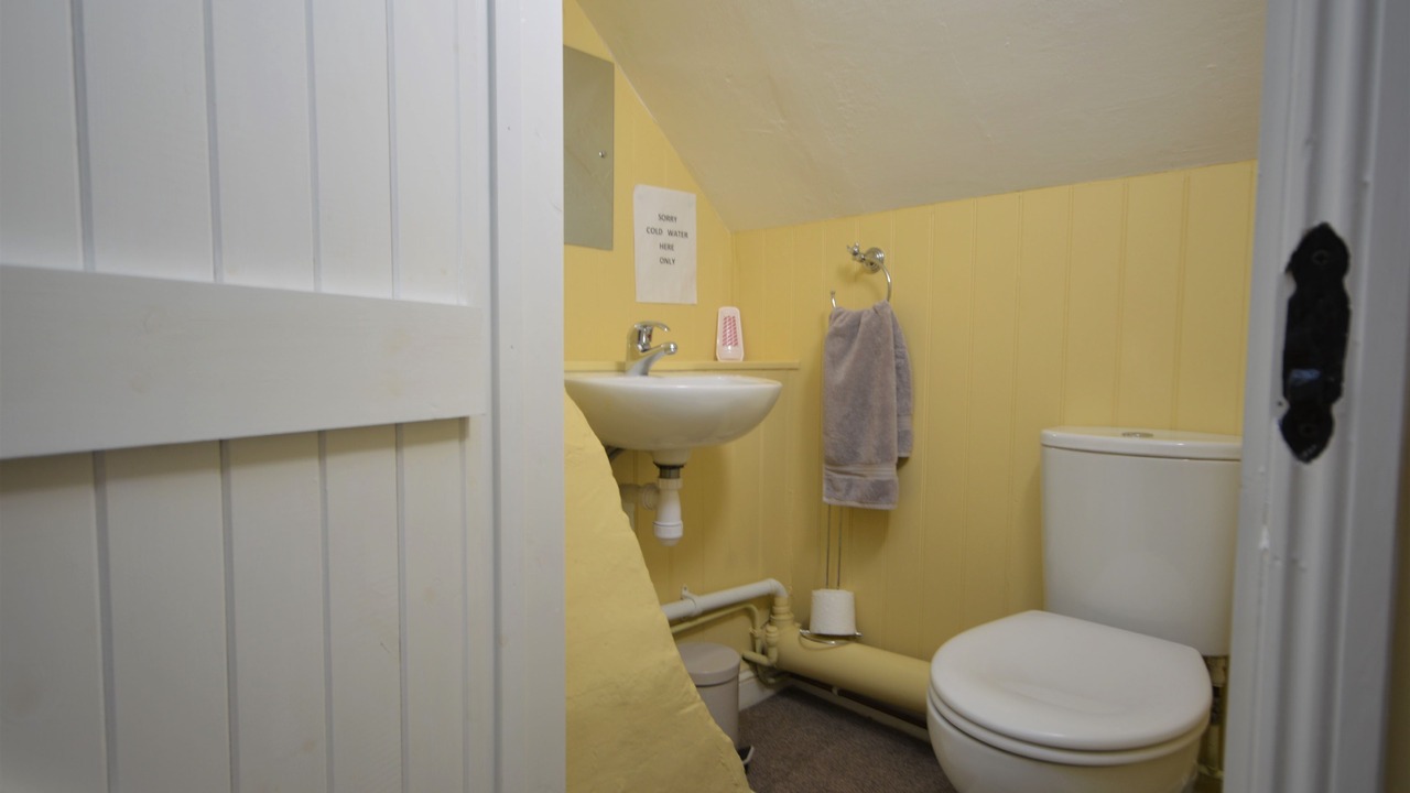 Photo of Bathroom in Arreton