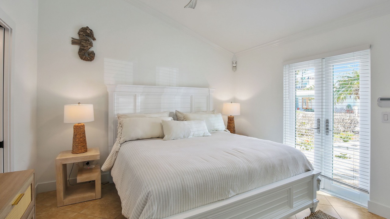 Photo of Bedroom in Holmes Beach