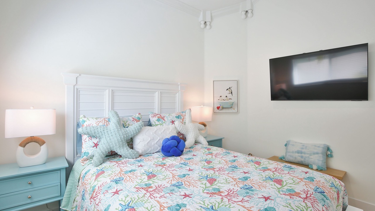 Photo of Bedroom in Holmes Beach
