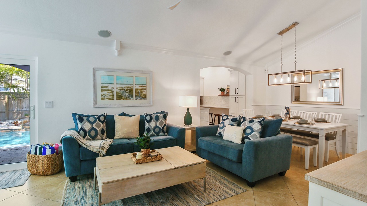 Photo of Livingroom in Holmes Beach