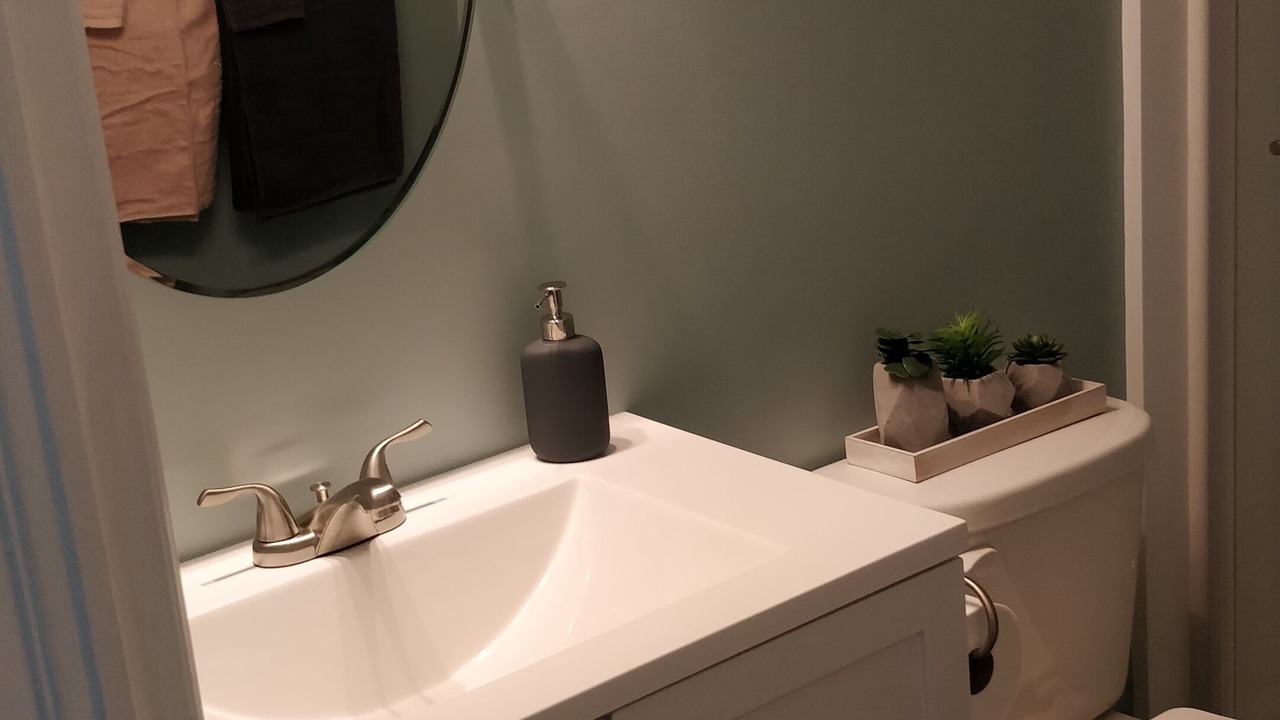 Photo of Bathroom in Niagara Falls