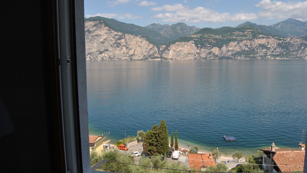 Photo of Others in Cassone