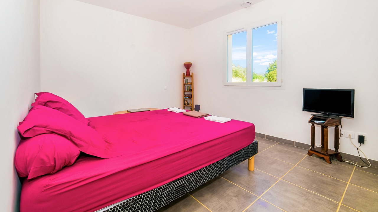Photo of Bedroom in Saint-Andre-de-Cruzieres
