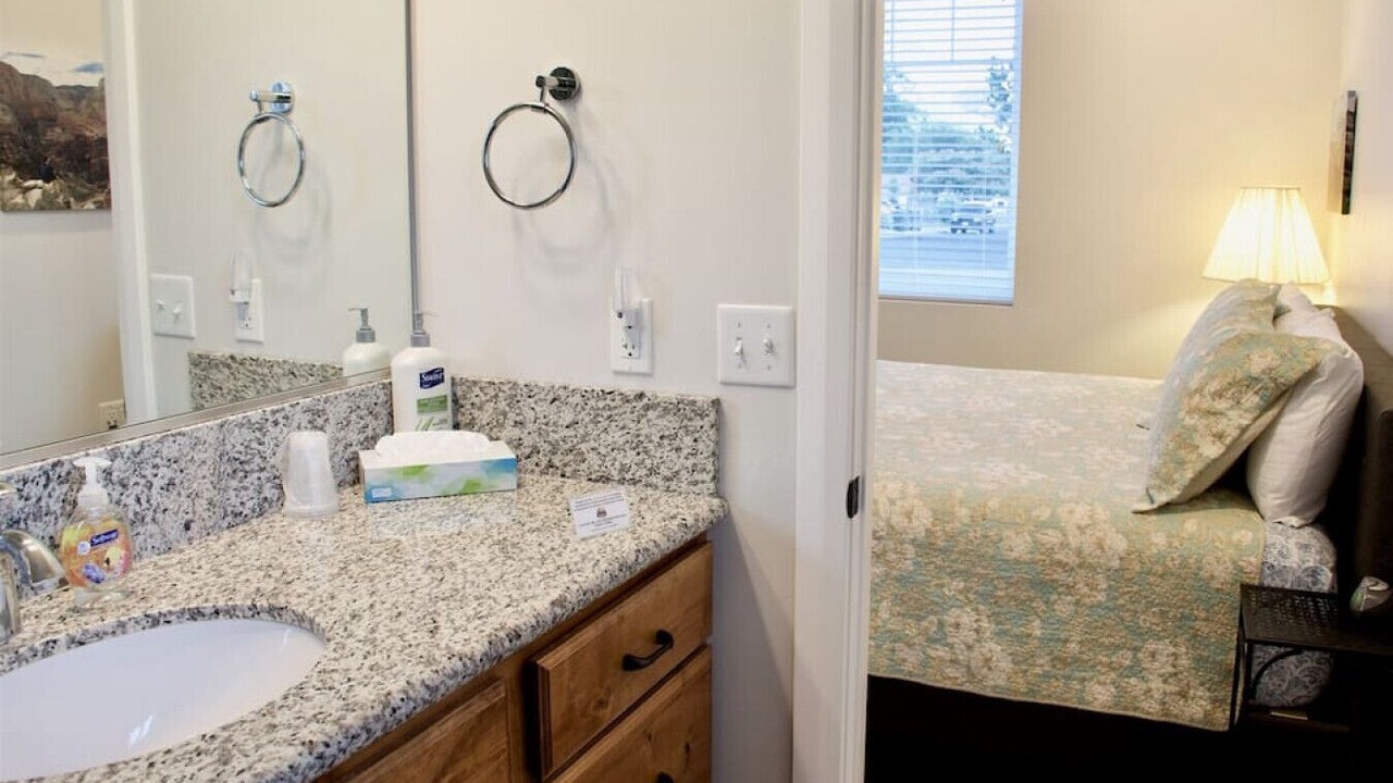 Photo of Bathroom in La Verkin