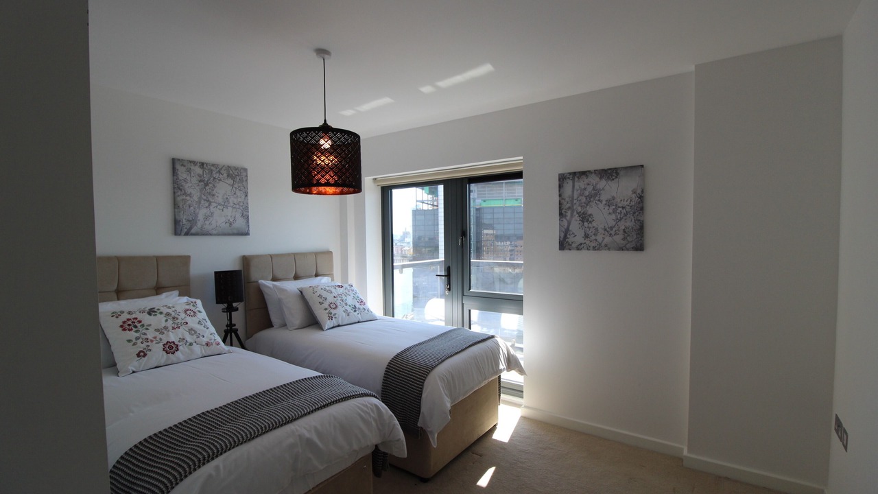 Photo of Bedroom in Peninsula