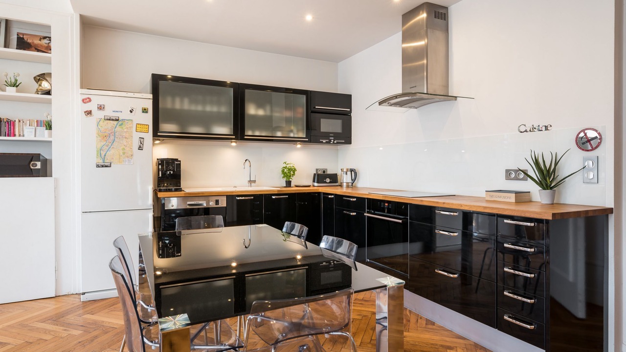 Photo of Kitchen in Voltaire - Saint Amour