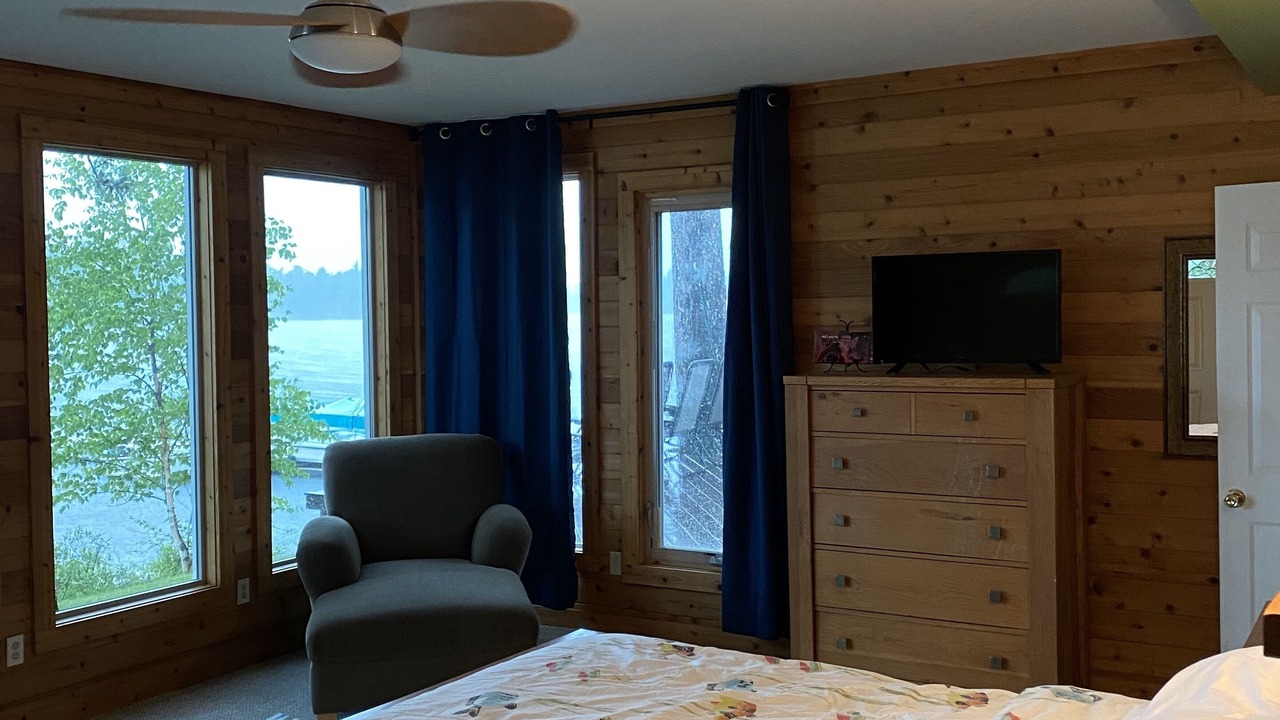 Photo of Bedroom in Gwinn