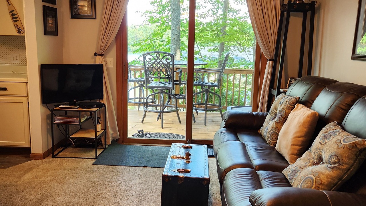 Photo of Livingroom in Mayfield
