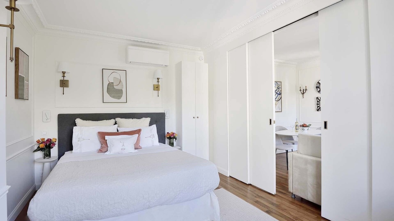 Photo of Bedroom in Quartier du Gros-Caillou