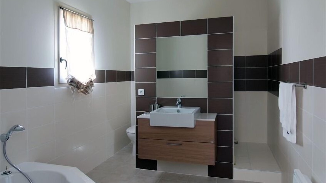 Photo of Bathroom in Eygalieres