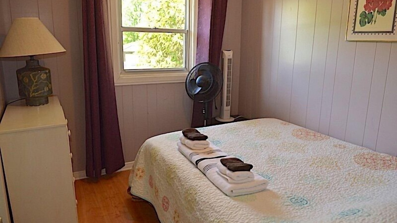 Photo of Bedroom in Iroquois