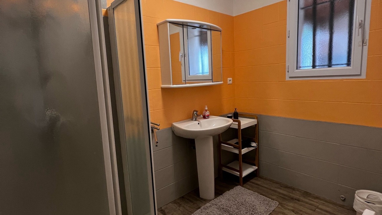 Photo of Bedroom in Flayosc