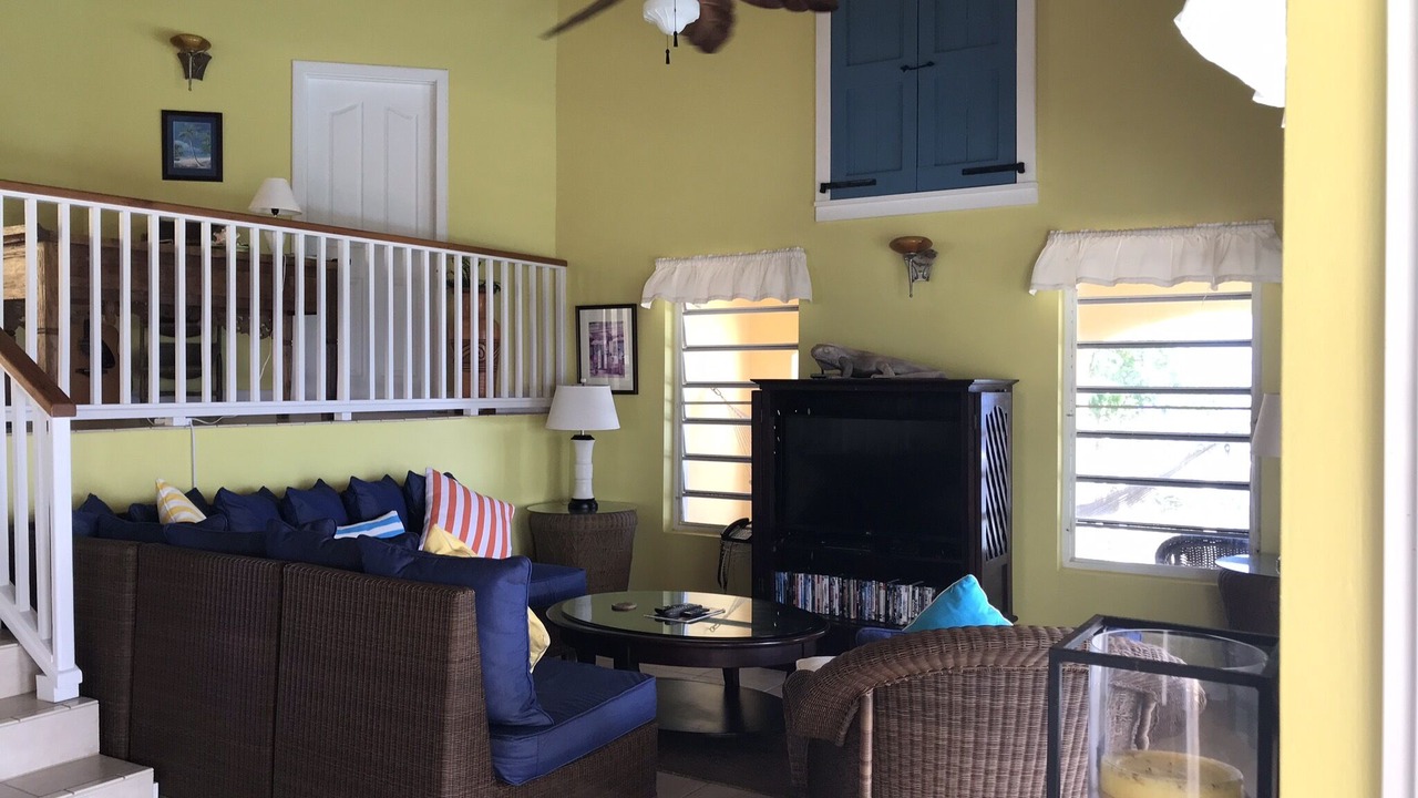 Photo of Livingroom in Estate Clairmont