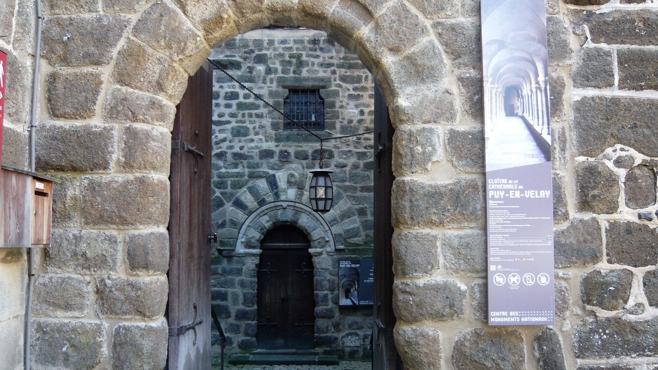 Photo of Others in Aiguihe
