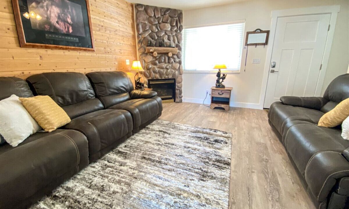 Photo of Livingroom in Harbor Village