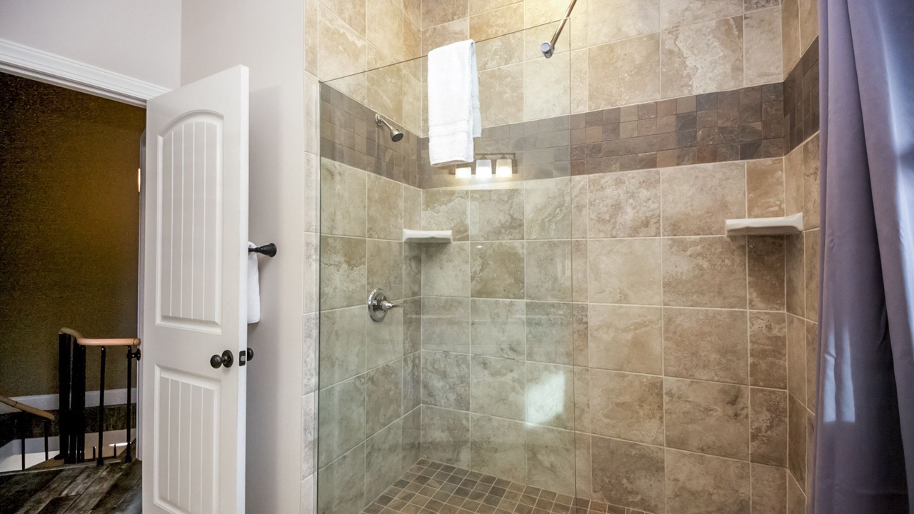 Photo of Bathroom in Logan